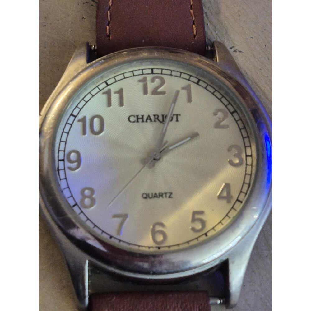 Chariot Mens Watch Large Dial New band Stylish Sunburst Corpcore New Battery